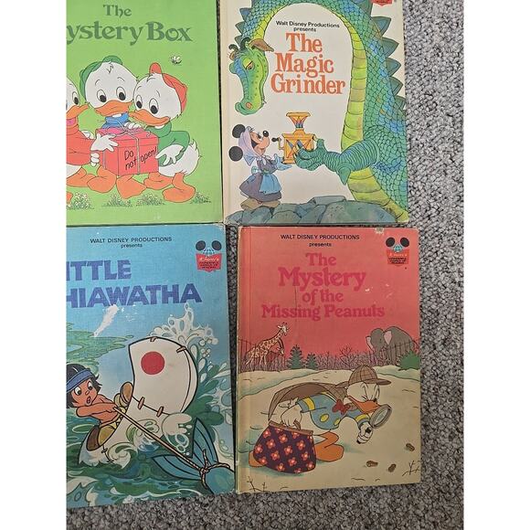 Lot of 8 VTG Walt Disney Ephemera Scrapbooking Hardcover Children's Story Books - Picture 4 of 7